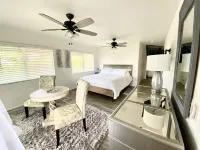 Gorgeous Ocean View, Comfortable Cool Elevation, Close to Everything!