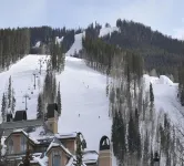 Ski in/Ski out Luxury Penthouse Condo, Hot Tub,  Walk to Village in Beaver Creek - breakfast