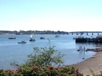 PORT TACK: Harbor Front Home with Sweeping Views Hotels in Jonesport