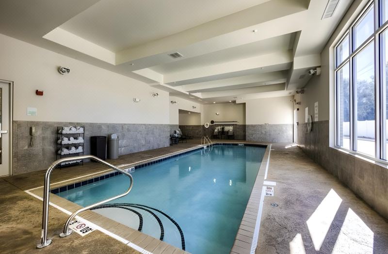 Holiday Inn Express Richmond by IHG photo 2
