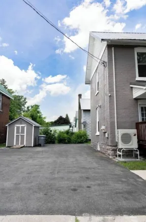 Apartment in Watertown