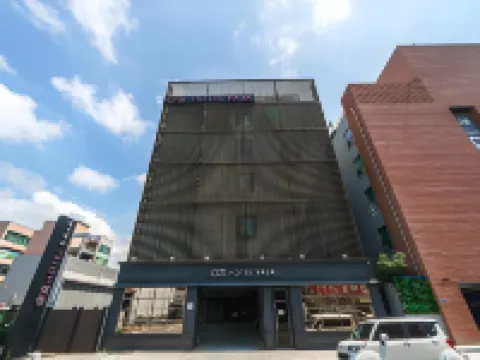 Hotel Yaja Siheung Jeongwang 始興市のホテル
