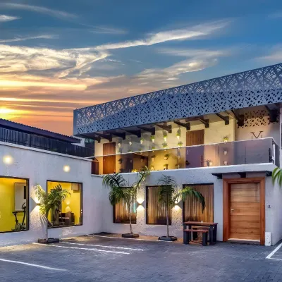 Villa Monument Hotel Hotel berhampiran Landmark Serviced Office