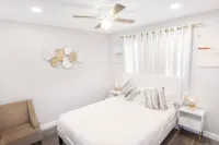 Xlnc Home Gillespie Drive by sdstay - Homestays