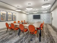 Hilton Garden Inn Chicago Central Loop Hotels near Union Station
