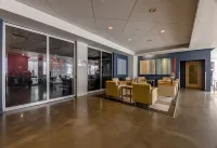 HotelVetro Iowa City, Tapestry Collection by Hilton Hotels in Iowa City