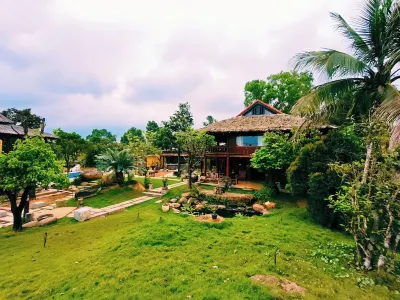 Moc Homestay & Villa Отели в г. Thuy Xuan