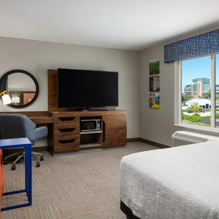 Hampton Inn by Hilton Green Bay Stadium