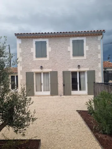 Maison Pour 6 Pers Avec Piscine à 100 m du Centre Ville de St Remy de Provence