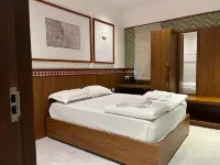 THE OLD CITY - 2-Star