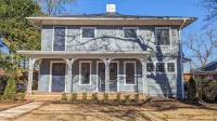 1 bedroom apt, Steps from Swamp Rabbit Trail, 15 minute walk to Main st.
