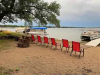 3 Bed Lake Home, Beach Vibes, Located on DL Strip! Hotels in Becker County