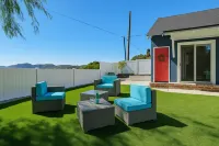 MTN VIEWS 2022 remodeled BBQ EN Suite Hiking Hotels in Chatsworth