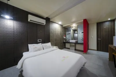 忠州The Inners飯店 Areum Public Bathhouse附近的飯店