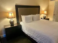 Jockey Resort Suites Center Strip Hotels near Eiffel Tower Viewing Deck