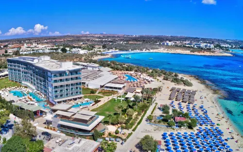 Asterias Beach Hotel