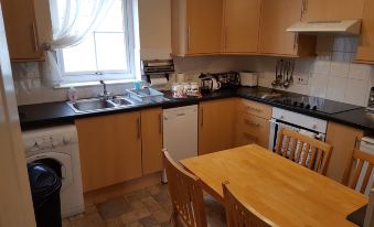 Apartment 3, Pheonix Flats.