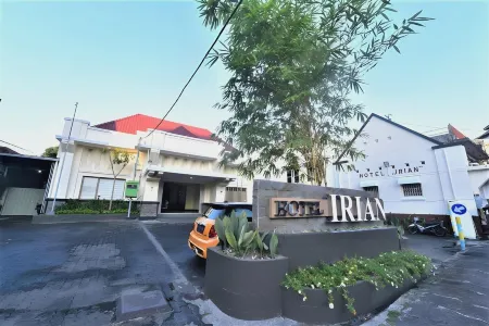 Hotel Irian Surabaya Отели в г. Pabean Cantikan