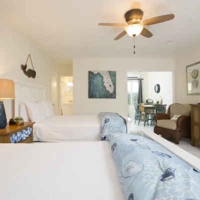4145 by the Sea Inn & Suites Hotels near Bay View Drive Park
