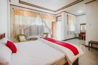 RedDoorz Syariah Near Gelora Delta Sidoarjo 2