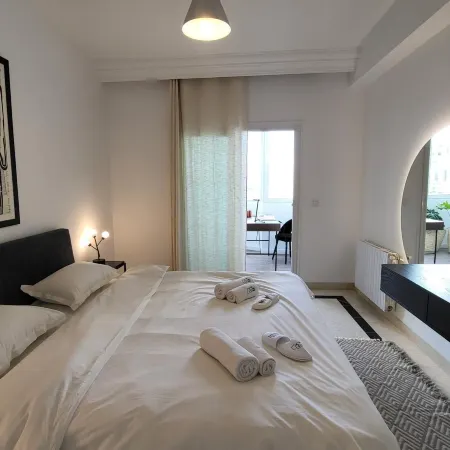 The Perfect Flat Sea Side Central Luxurious