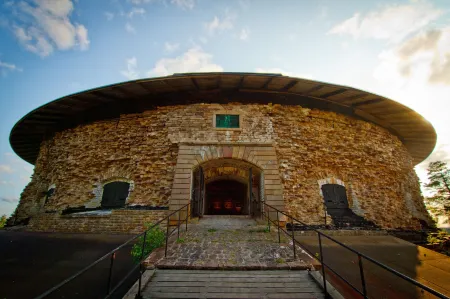 Fredriksborg Hotell & Restaurang Отели в г. Окершберя