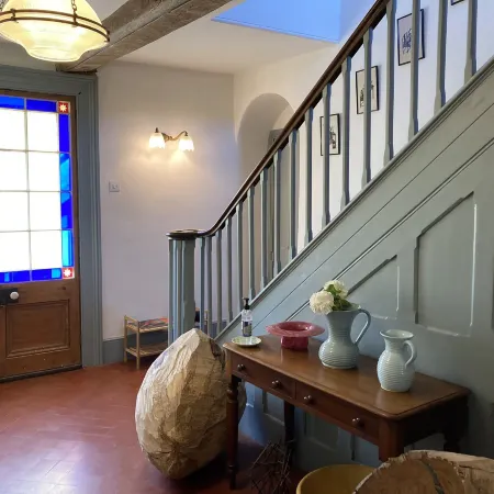 Frizenham Farmhouse B&B