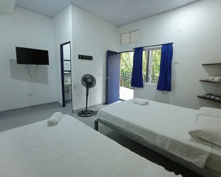 Hostería Río Escondido Hoteles en San Jerónimo