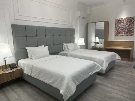 Alexia Suite - Unesco Heritage List Suite Hotel Отели рядом с достопримечательностью «Медресе Чор Минор»