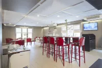 Campanile Salon de Provence Hotels in Lambesc