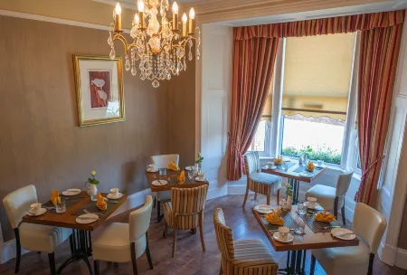 Albany House Отели в г. Пенрит