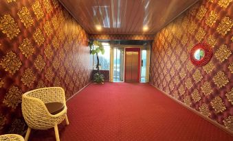 Grand Tamaro Hotel