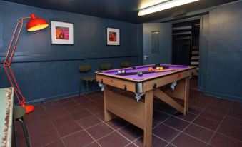 higgihaus 107 Sleeps 4  Monday - Friday