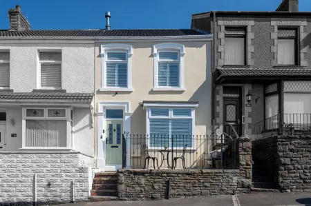 Swansea Waterfront View Windmill Terrace Отели в г. Манселтон