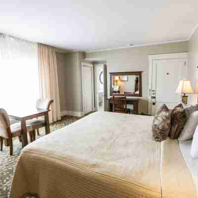 Historic Summit Inn Rooms