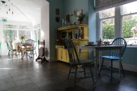 Summerhill Guest House Hotels in Llanddoged and Maenan