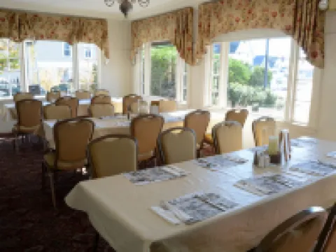 Lamies Inn & the Old Salt Tavern Hotels in Hampton