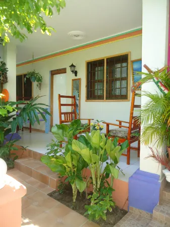 L'Amitié Hôtel Отели в г. Жакмель