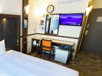 Toyoko Inn Tokyo Shinagawa Konan-Guchi Tennozu Isle Hotel in zona Toritsu Shiokaze Park