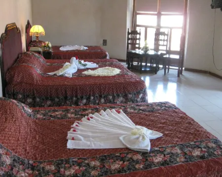 Restaurante del Hotel Plaza Yucatán Hoteles en Ticul