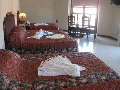 Hotel Plaza Hotels in Santa Elena