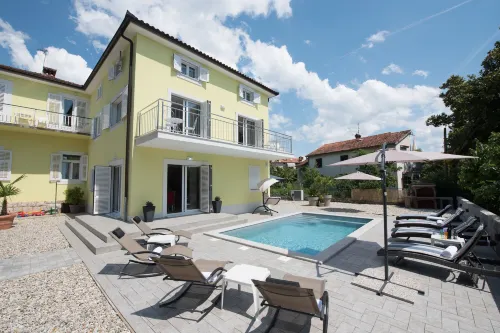Villa Lorenzo - Pools