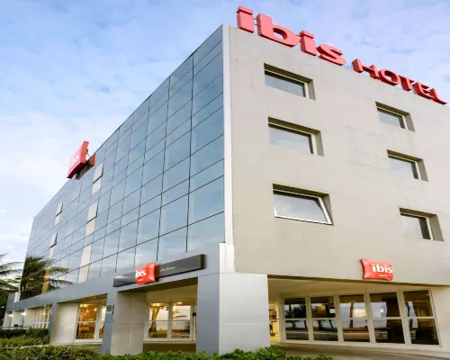 Ibis Joao Pessoa Hoteles cerca de Faro de Cabo Branco