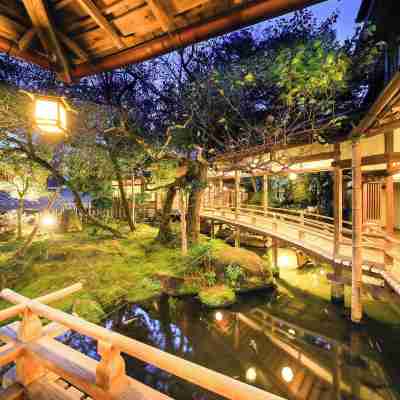 Arai Ryokan Hotel Exterior