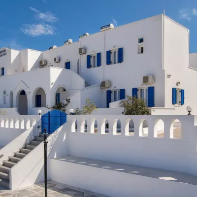 Villa Kavallaris & Apartments Hotels near Santorini caldera
