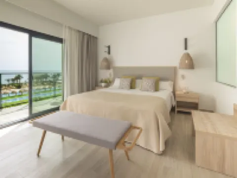 โรงแรม Cabogata Beach โรงแรมในRetamar