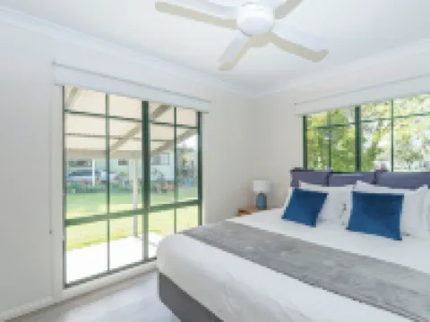 Barlings Beach Holiday Park Hotels in Broulee