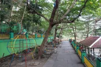 Goa Slarong Camping Ground Hotels in Pajangan