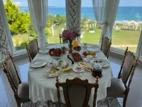 佩里斯科納克酒店