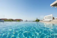 Azatis Luxury Villa - Villas